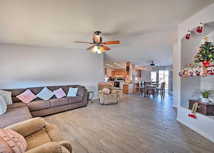 Yuma Vacation W/ Yard & Grills! Holiday home Fortuna