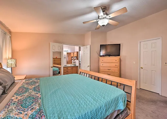 Yuma Vacation W/ Yard & Grills!